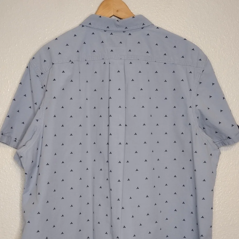 The North Face Blue Patterned Short Sleeve Button Down Shirt Sz XXL